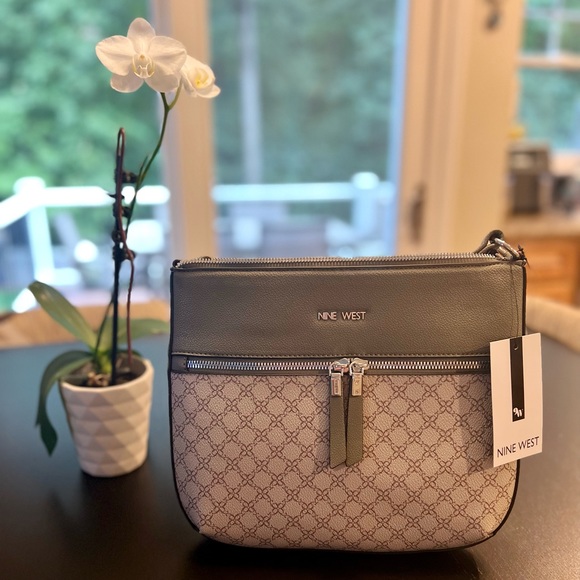 Nine West Handbags - Nine West bag